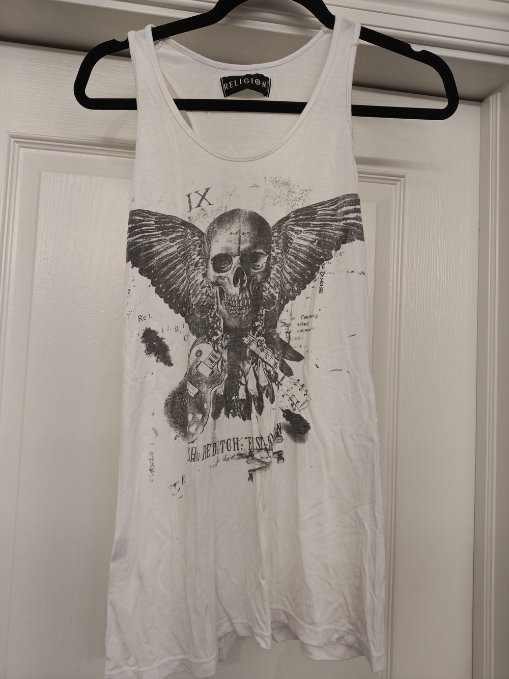 Y2K Vintage Women's White Graphic Skull Wing Tank